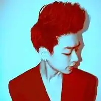 帮忙找几个英伦风的黑白男qq头像.