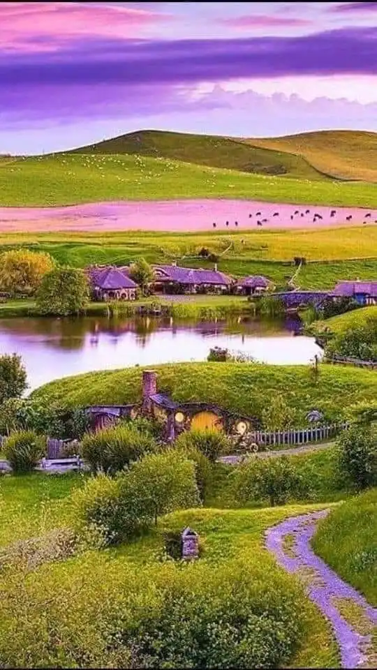 自然风景高山碧水,花草树木