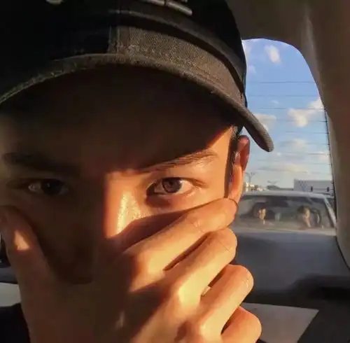 头像打篮球的帅气背影头像,没有你我的笑依然很美腾讯新闻