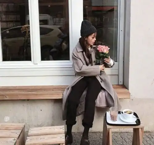 宋慧乔男朋友里的造型,简直就chic风的穿搭模板