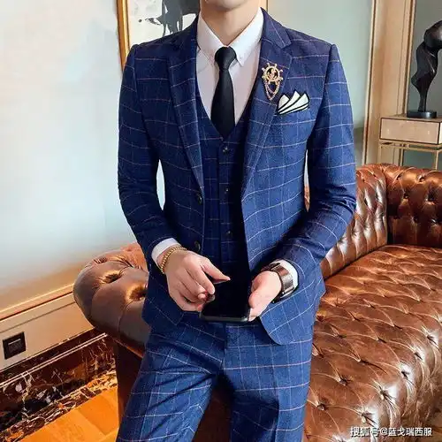 三件套定制西装,搭配男士魅力