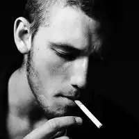 男人微信卡通头像抽烟