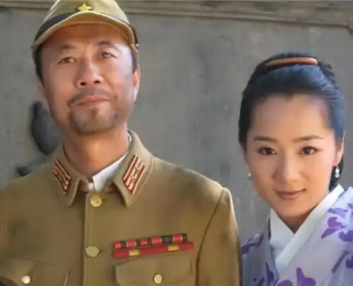 马卫军演了大半辈子日本大佐,和妻儿定居日本