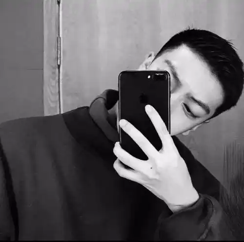 头像致自己,真的累了