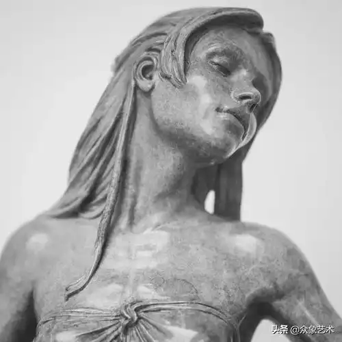 michaeljamestalbot精致的女性青铜雕塑