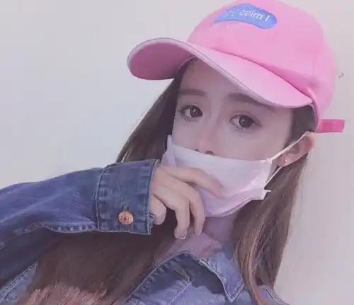 为何现在的女生都愿意戴口罩出门了是跟风还是其他原因