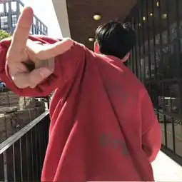 阳光清新男生时尚大片的感觉看到了就是赚了