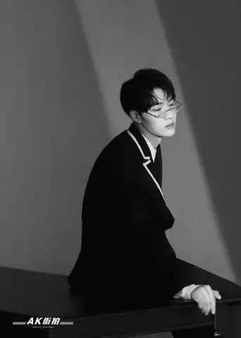 25亿流量的放肆少年陈子由,说抵抗力不存在的