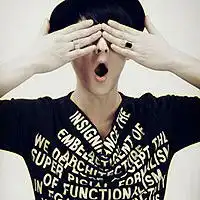 我是男滴,16岁谁帮我找qq头像qq个性签名qq网名谢谢希望成熟点伤感点的谢谢