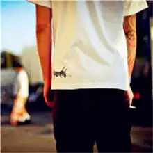 扣扣头像男生背影伤感希望所有的不愉快离你而去