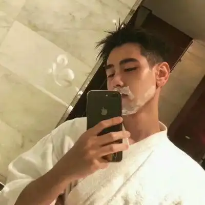 小哥哥叫法已过时,试试这3个甜昵称,男孩都吃这一套