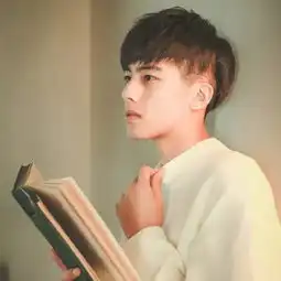 一个爱你的男人,在你面前一定是个色狼
