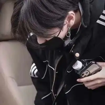 优质头像天亮记得关灯