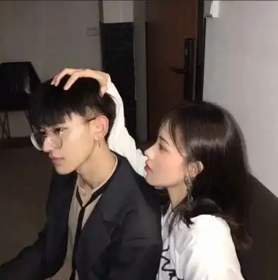 情侣热恋期,若男生拒绝你3要求,丫头别沮丧,他只是太爱你