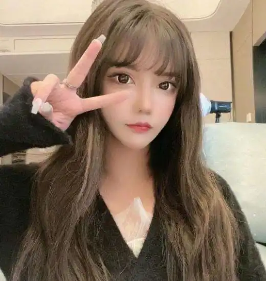 韩安冉每月住院费4万,房租10万女儿学费12万,全由母亲一人承担