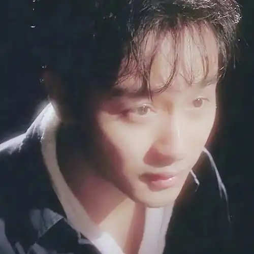 高冷帅气的男生头像你让我心动了请负责到底