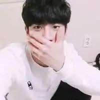 白衬衣qq男头像只想依赖你