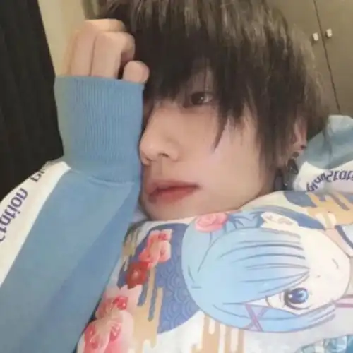 私藏男头丨青瓜汽水弹