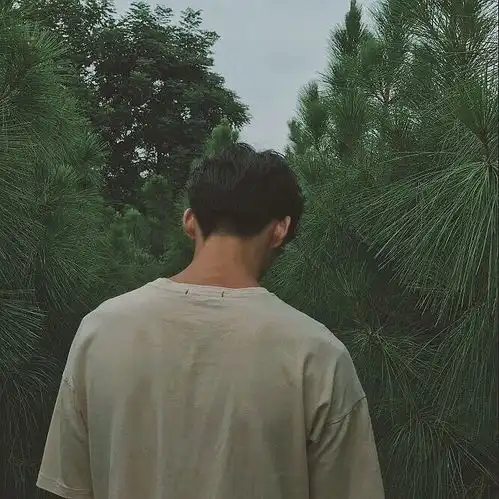 喜欢墨绿色是一种怎样的感受