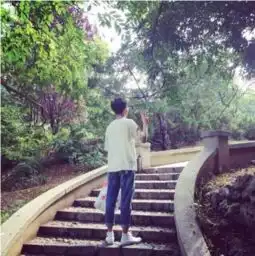 这个头像的另一半