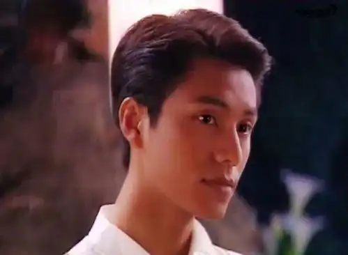 陈坤17岁儿子越来越帅,那些吐槽他丑的人,后悔了吗