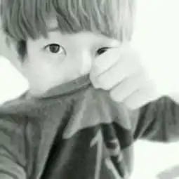 查下它的情侣头像