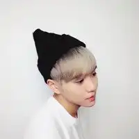 酷酷的帅气男生清爽qq头像没有你的我失去了笑容