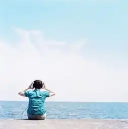 来一场表白夏天和大海的仪式用音乐连接过往未来