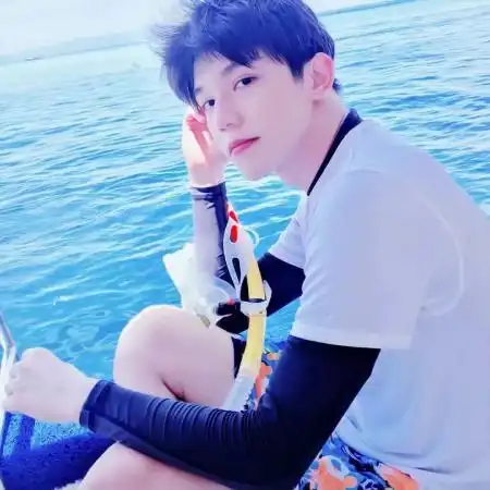 高清溶图帅哥头像,这么清新的男头绝对值得使用了