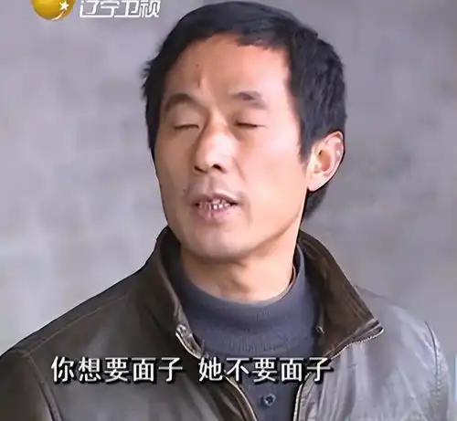 33岁少妇给丈夫戴6顶绿帽子,被47岁驼背男看上,上床不成被掐死