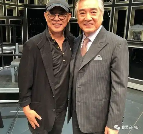 终于现真身李连杰精神奕奕撑秦沛舞台剧