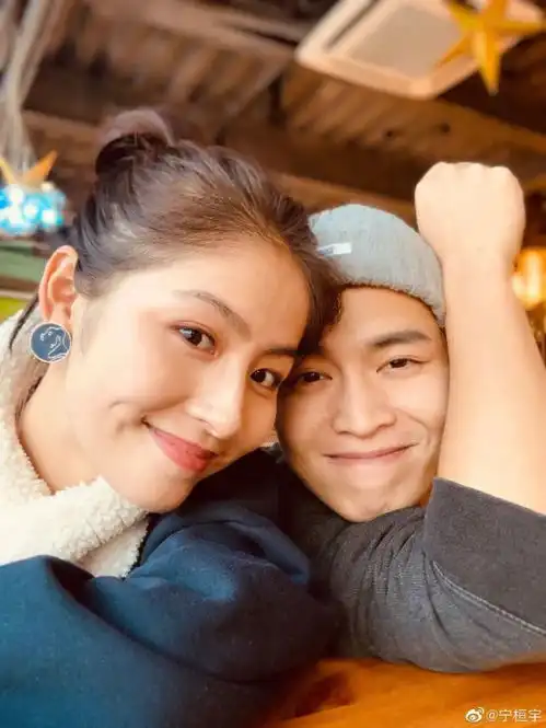 华晨宇同届快男离婚,婚姻仅维持一年,曾上节目大秀恩爱
