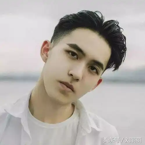 20岁30岁40岁男士发型看这里就对了