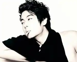 100分求图侧身侧脸抽烟的伤感男人