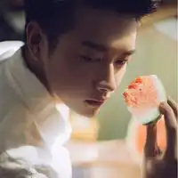 帅气男生头像冷酷阳光男神微信头像图片大全