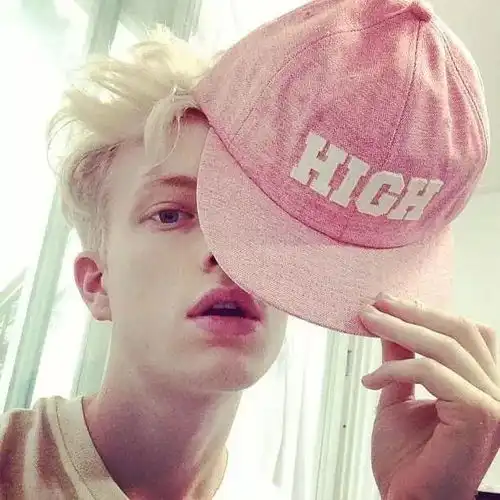 头像壁纸南风知我意,我想拥抱你