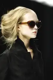 定制一个专属自己的发型